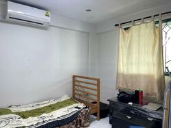 Blk 157 Mayflower Shopping & Food Centre (Ang Mo Kio), HDB 3 Rooms #530649751